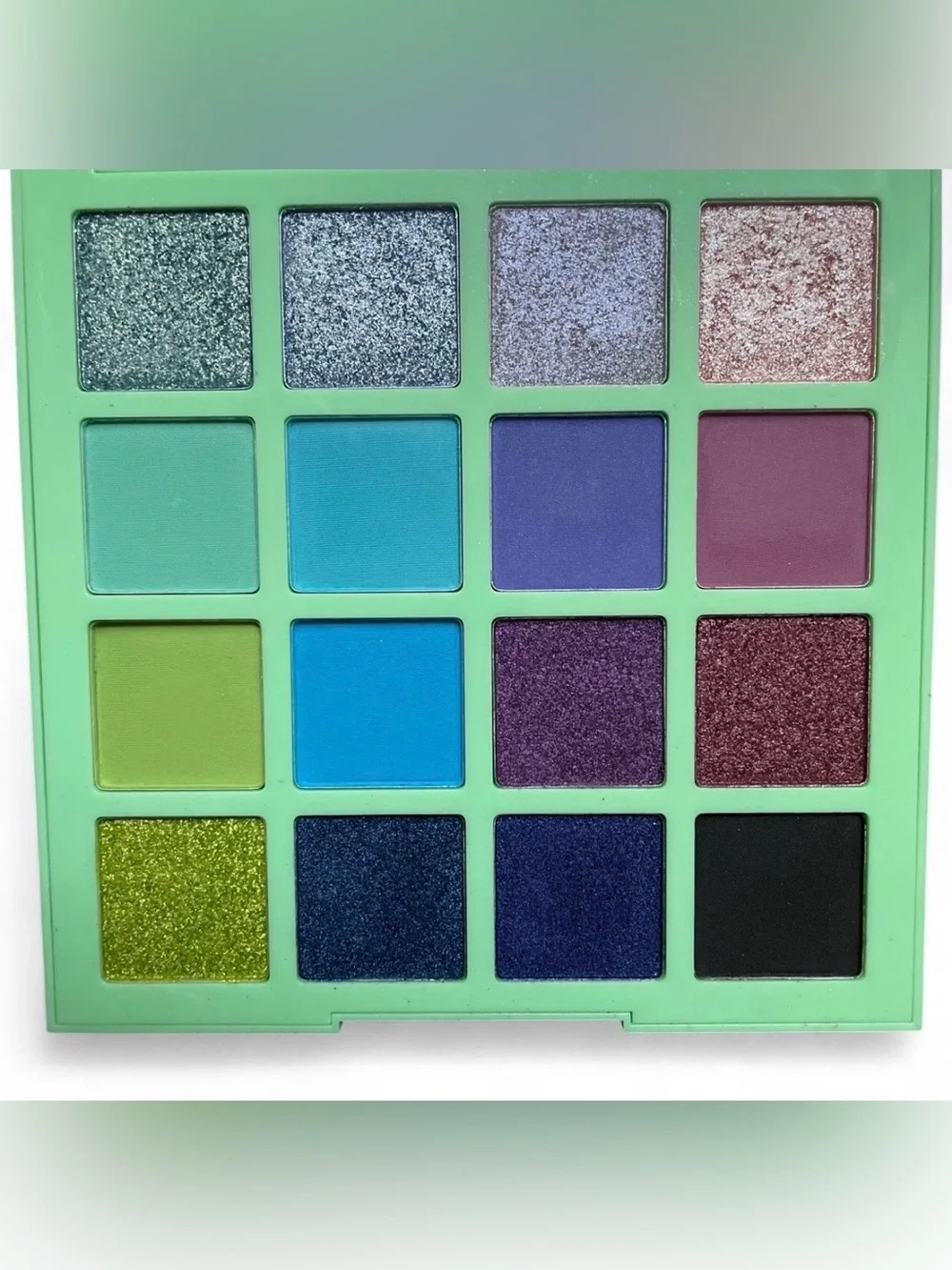 LA Girl glitter matte